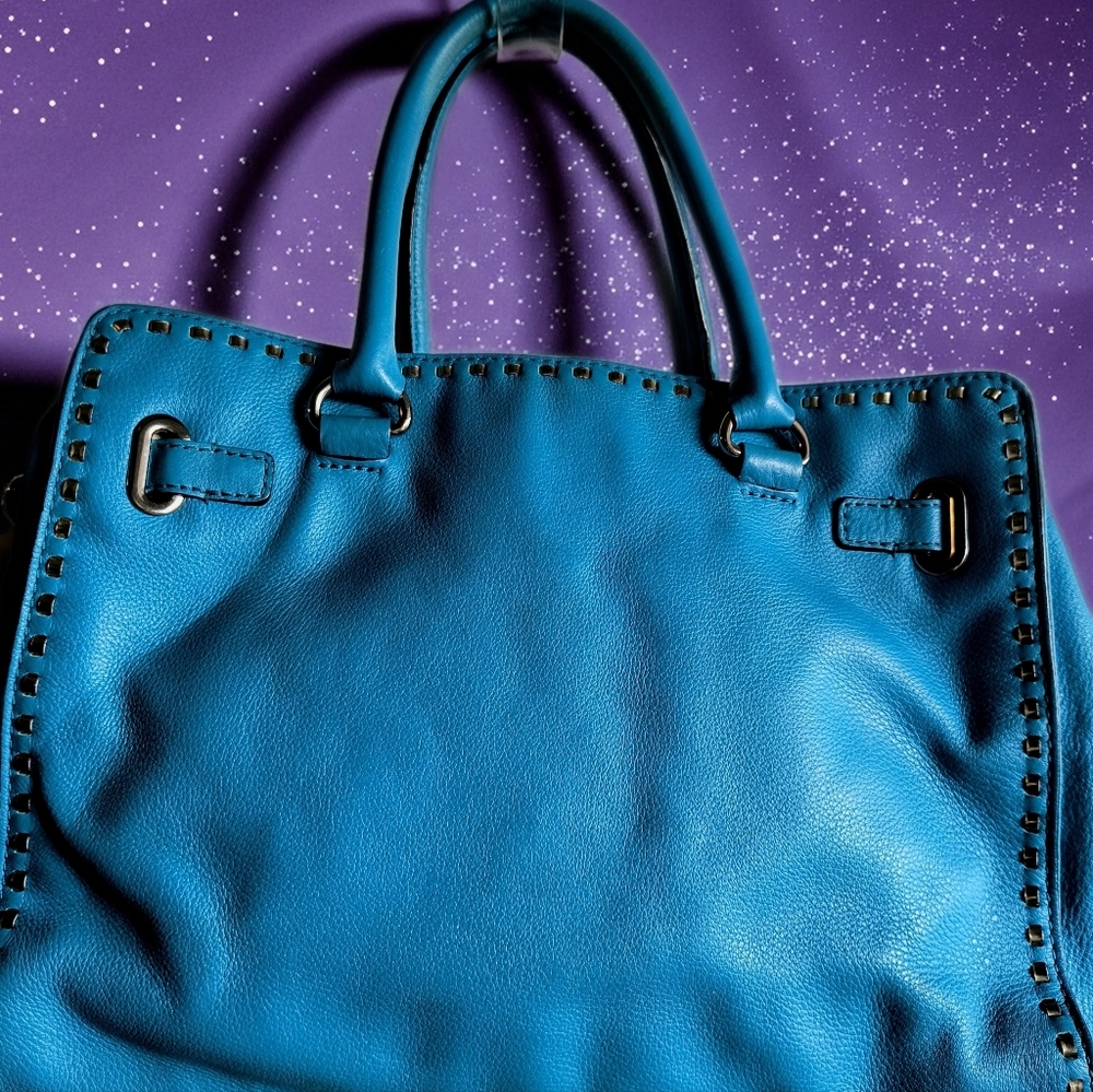 Michael Kors Hamilton - image 2